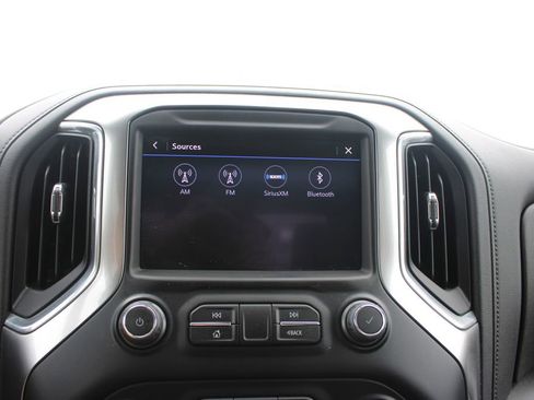 Used 2022 Chevrolet Silverado 1500 LT Trail Boss AWD/4WD image 45