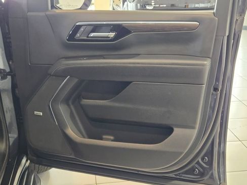 Certified 2025 Chevrolet Tahoe Premier AWD/4WD image 5