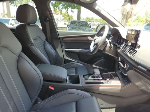 Used 2023 Audi Q5 2.0T Prestige w/ Prestige Package AWD/4WD image 22