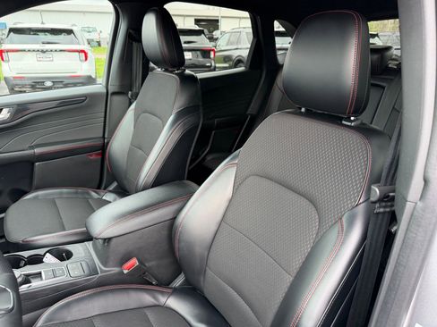 Used 2024 Ford Escape ST-Line image 14