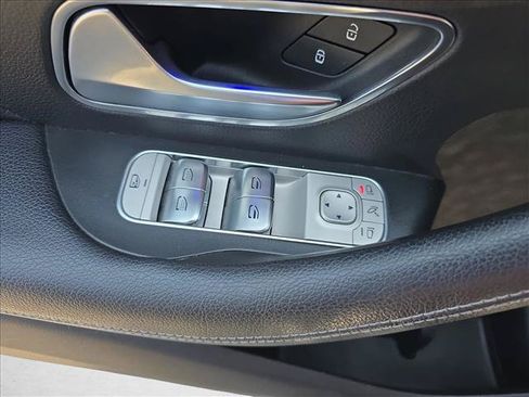 Used 2021 Mercedes-Benz GLS 580 4MATIC image 29