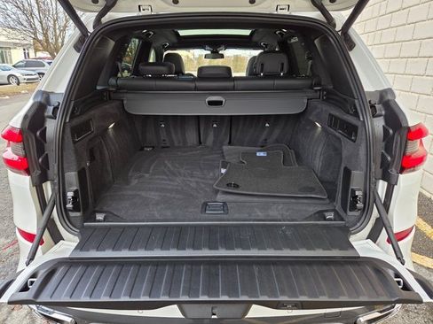 Used 2023 BMW X5 xDrive40i w/ Executive Package image 50
