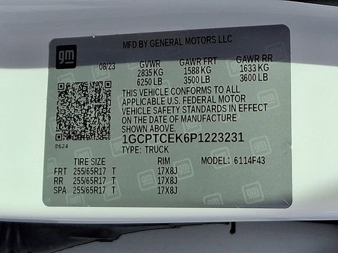 Used 2023 Chevrolet Colorado LT w/ LT Convenience Package II image 32