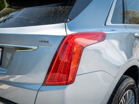 Used 2017 Cadillac XT5 FWD image 18