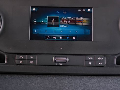 Used 2024 Mercedes-Benz Sprinter 2500 image 15