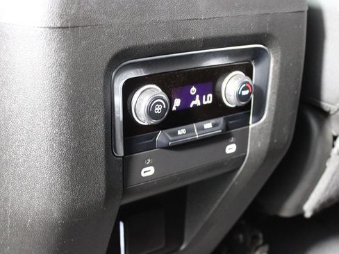 Used 2024 Chevrolet Tahoe LT AWD/4WD image 19