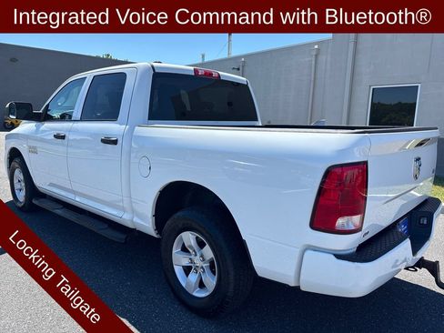 Used 2018 RAM 1500 Express AWD/4WD image 21