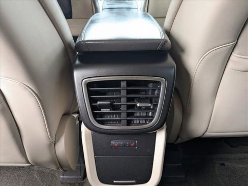 Used 2018 Lincoln MKX Select w/ Select Plus Package image 18