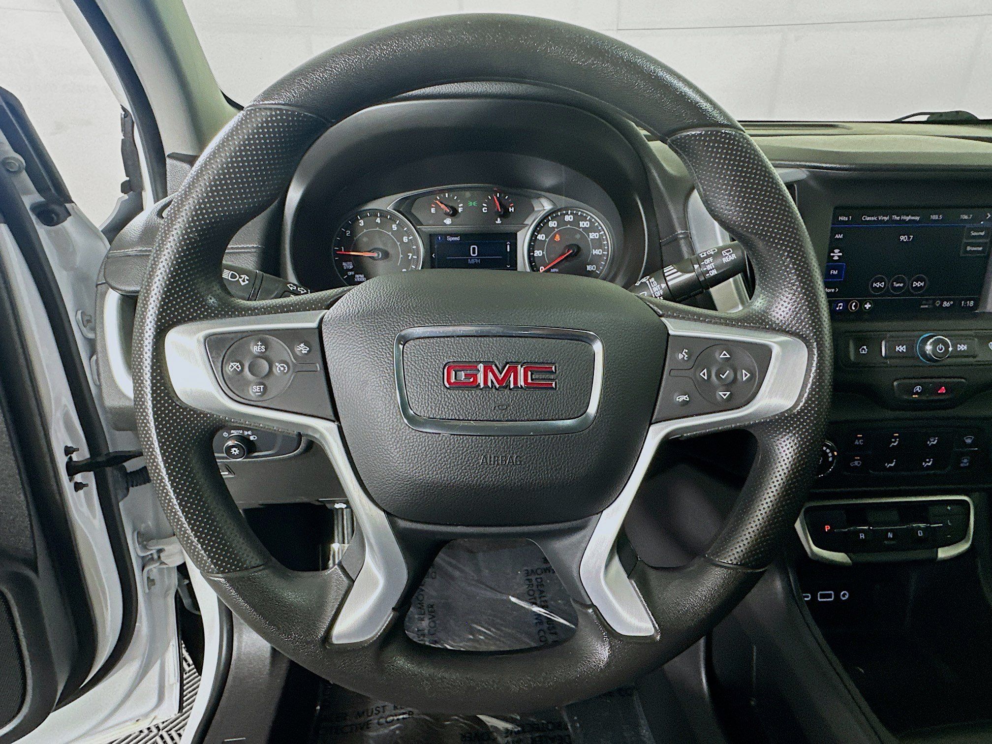 Used 2024 GMC Terrain SLE FWD image 15