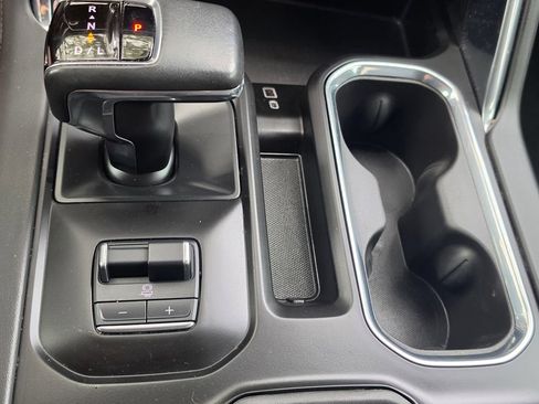Used 2022 GMC Sierra 1500 Denali AWD/4WD image 22