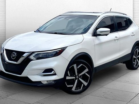 Used 2020 Nissan Rogue Sport SL w/ Premium Package FWD image 13