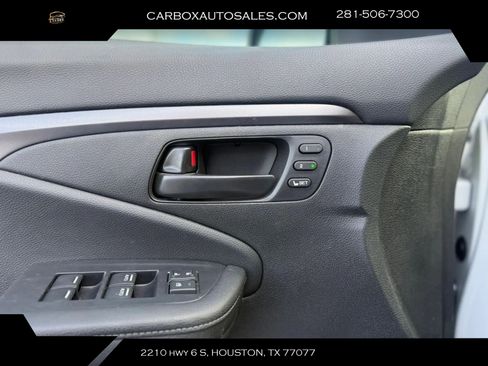 Used 2025 Honda Passport EX-L image 19