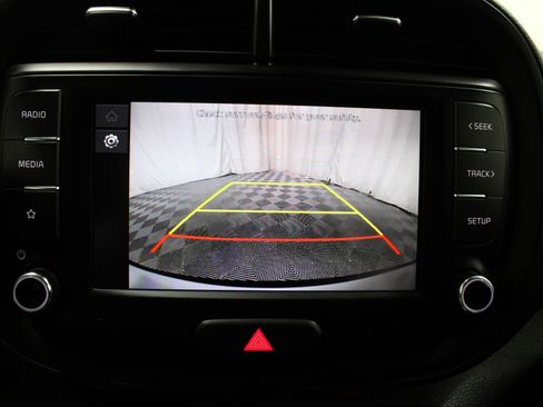 Used 2024 Kia Soul LX w/ Option Group 015 image 18