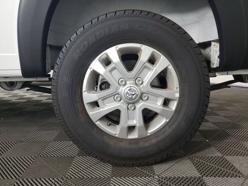 Used 2024 RAM ProMaster 2500 w/ Quick Order Package 22G SLT image 28