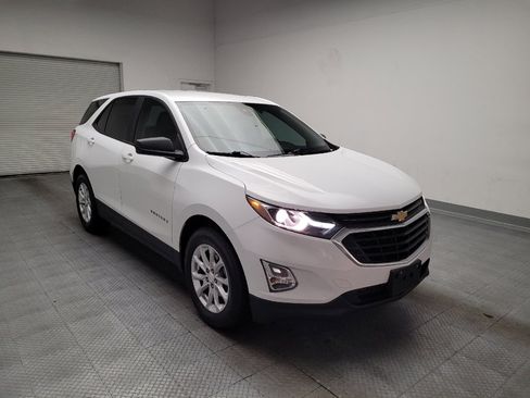 Used 2020 Chevrolet Equinox LS w/ LS Convenience Package FWD image 13