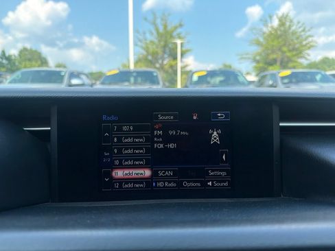Used 2016 Lexus IS 350 RWD image 22