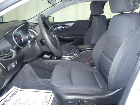 Used 2024 Chevrolet Malibu LS w/ Driver Confidence Package FWD image 20