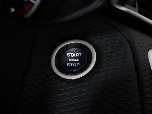 Used 2023 Land Rover Range Rover Velar R-Dynamic S image 46