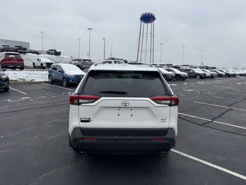 New 2025 Toyota RAV4 XLE w/ Convenience Package image 4