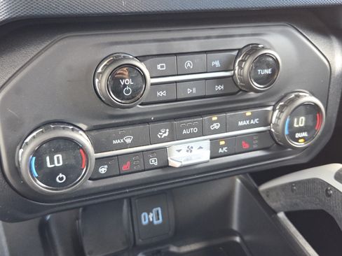 Used 2021 Ford Bronco Outer Banks AWD/4WD image 27