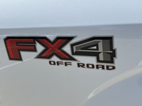 Used 2020 Ford F150 Platinum w/ Equipment Group 701A Luxury AWD/4WD image 34