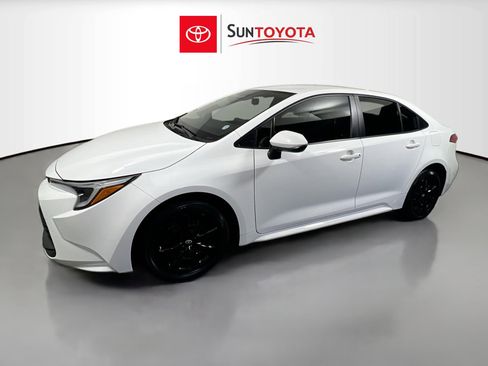 Used 2023 Toyota Corolla LE image 9