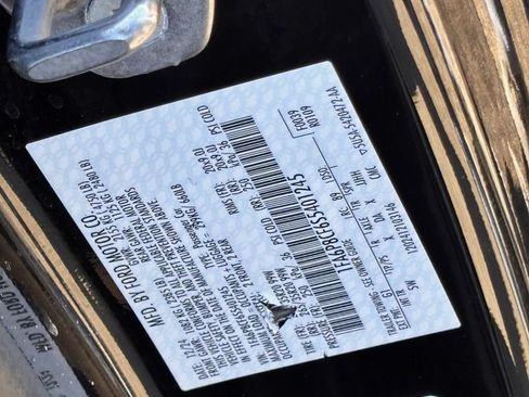 Used 2025 Ford Mustang GT Premium RWD image 29