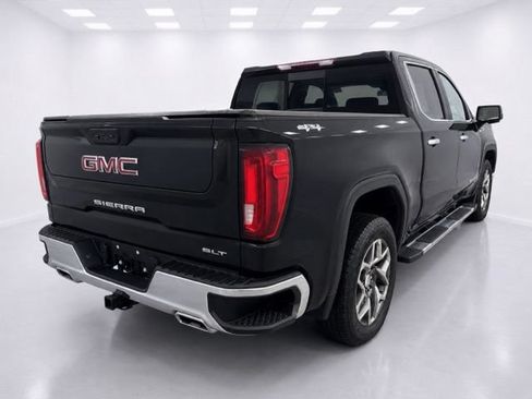 Used 2023 GMC Sierra 1500 SLT w/ SLT Premium Package AWD/4WD image 8
