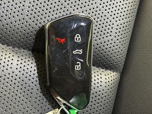 Used 2023 Volkswagen ID.4 Pro S AWD/4WD image 34