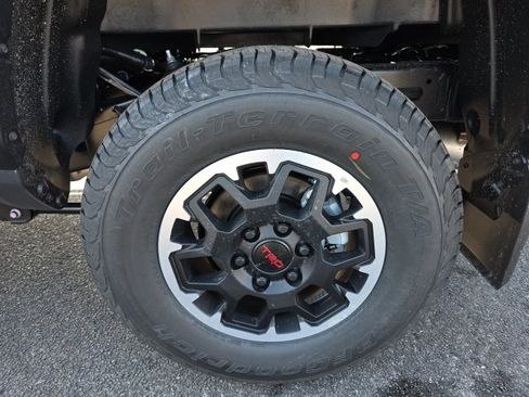 New 2026 Toyota Tacoma TRD Off-Road image 6