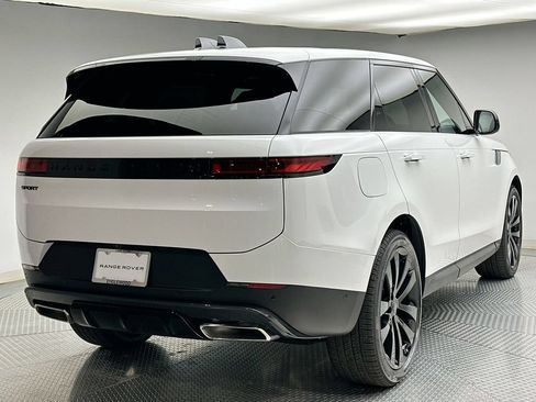 New 2026 Land Rover Range Rover Sport SE AWD/4WD image 11