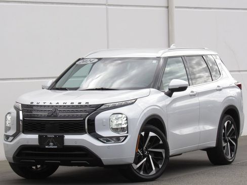 Used 2024 Mitsubishi Outlander 4WD Plug-In Hybrid image 1