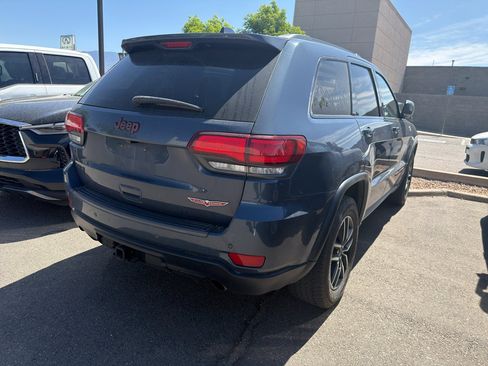 Used 2019 Jeep Grand Cherokee Trailhawk w/ Trailhawk Luxury Group AWD/4WD image 6