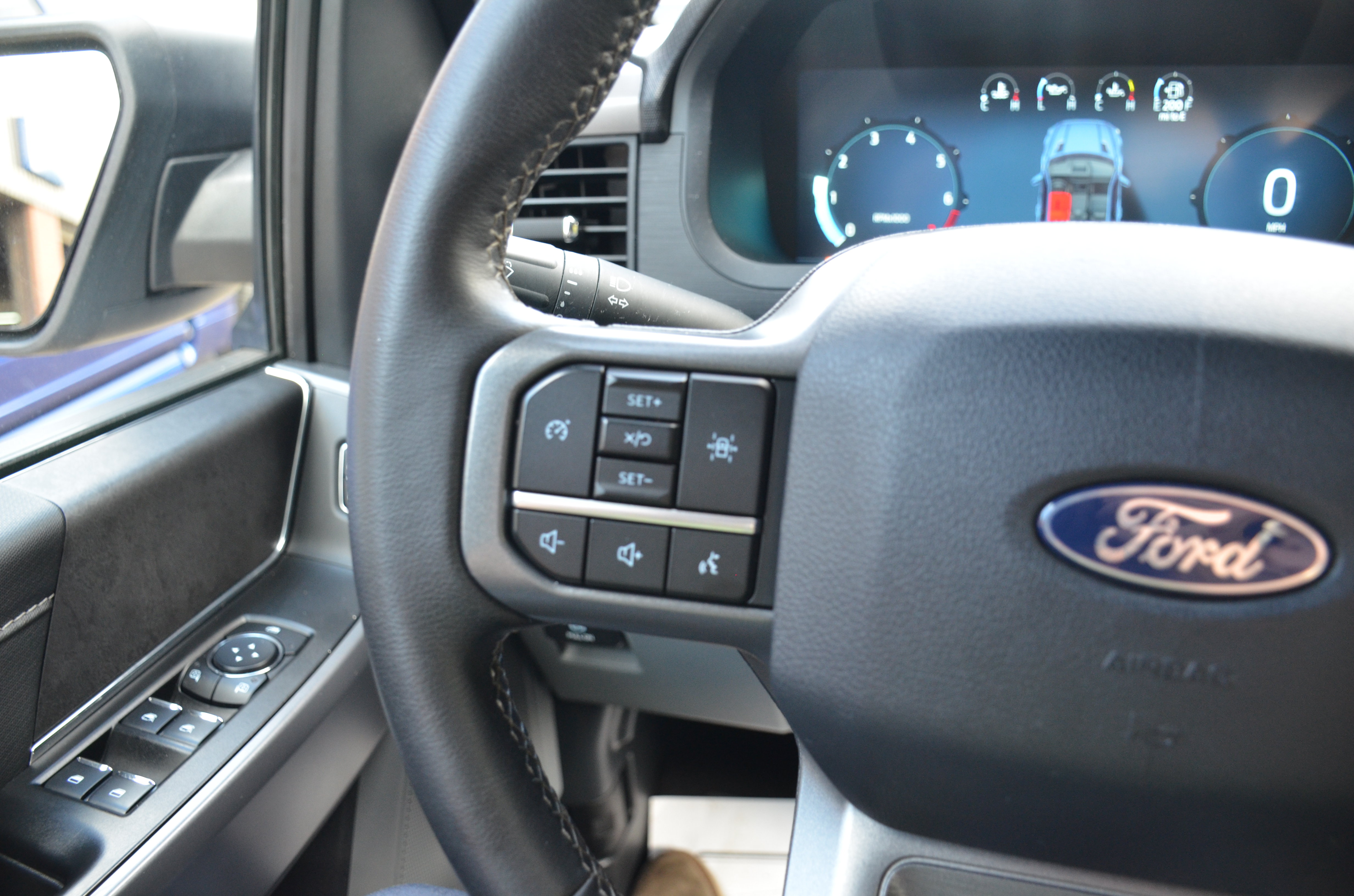 Used 2025 Ford F150 XLT w/ Equipment Group 301A Standard AWD/4WD image 46