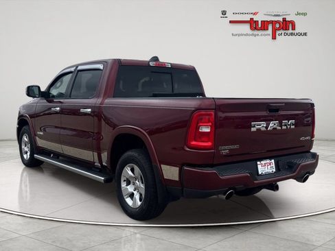 Used 2025 RAM 1500 Big Horn AWD/4WD image 3