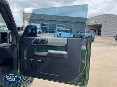Used 2022 Ford Bronco Badlands AWD/4WD image 16