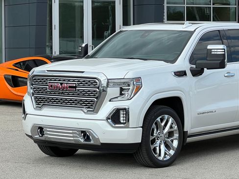 Used 2020 GMC Sierra 1500 Denali w/ Denali Ultimate Package AWD/4WD image 14