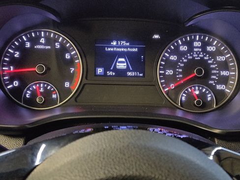 Used 2020 Kia Optima LX image 23