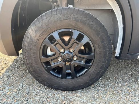 Used 2023 RAM ProMaster 3500 w/ Black Appearance Package FWD image 10