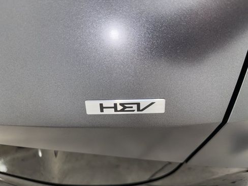 Certified 2025 Kia Sportage SX Prestige AWD/4WD image 36