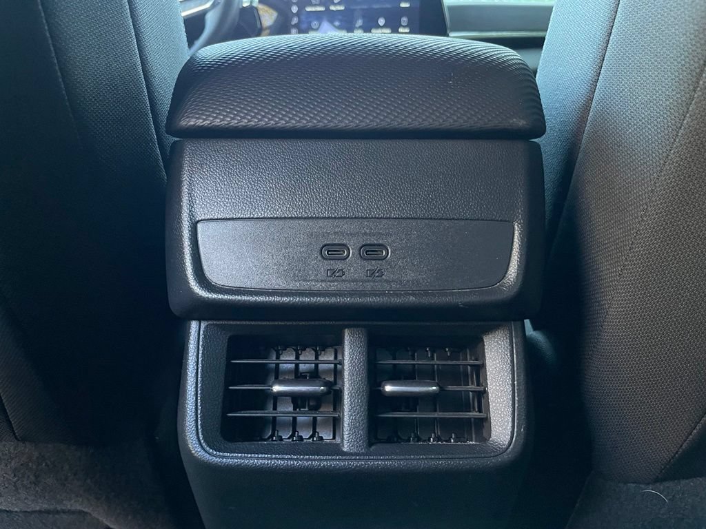 Used 2025 Chevrolet Equinox LT FWD image 27