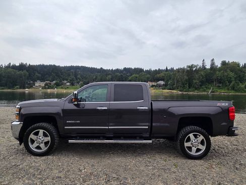 Used 2016 Chevrolet Silverado 2500 LTZ w/ Duramax Plus Package AWD/4WD image 14