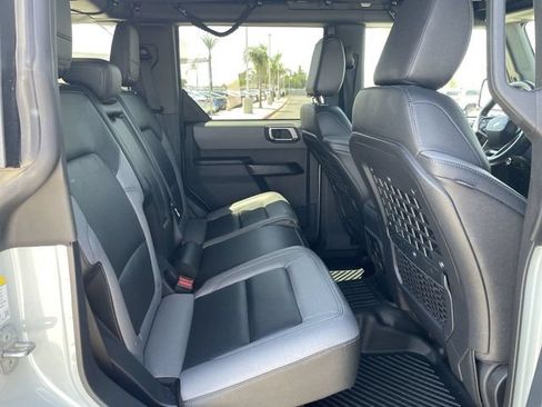 Used 2024 Ford Bronco Black Diamond AWD/4WD image 27