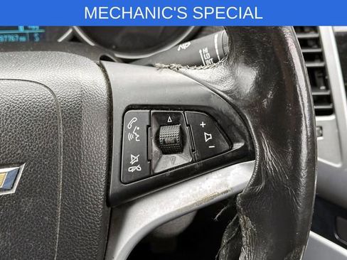 Used 2014 Chevrolet Cruze LT w/ Technology Package image 22