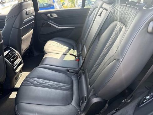 Used 2025 BMW X7 xDrive40i image 20
