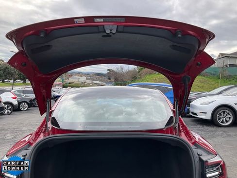 Used 2019 Tesla Model 3 Standard Range Plus image 9