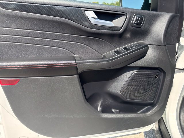Used 2023 Ford Escape ST-Line Elite w/ Premium Technology Package AWD/4WD image 19