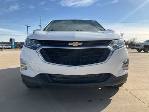Used 2020 Chevrolet Equinox LT w/ Driver Convenience Package image 32