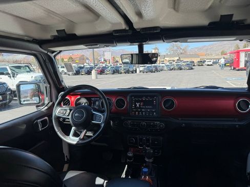Used 2020 Jeep Wrangler Unlimited Rubicon image 16