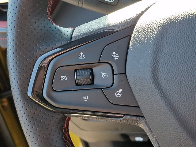 Used 2024 Chevrolet TrailBlazer RS w/ Driver Confidence Package FWD image 20